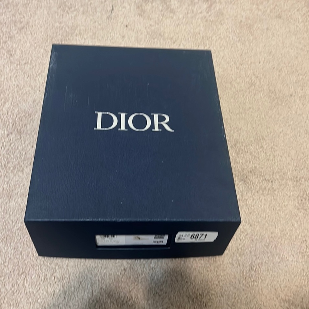 Dior shoes - Picture 1 of 3
